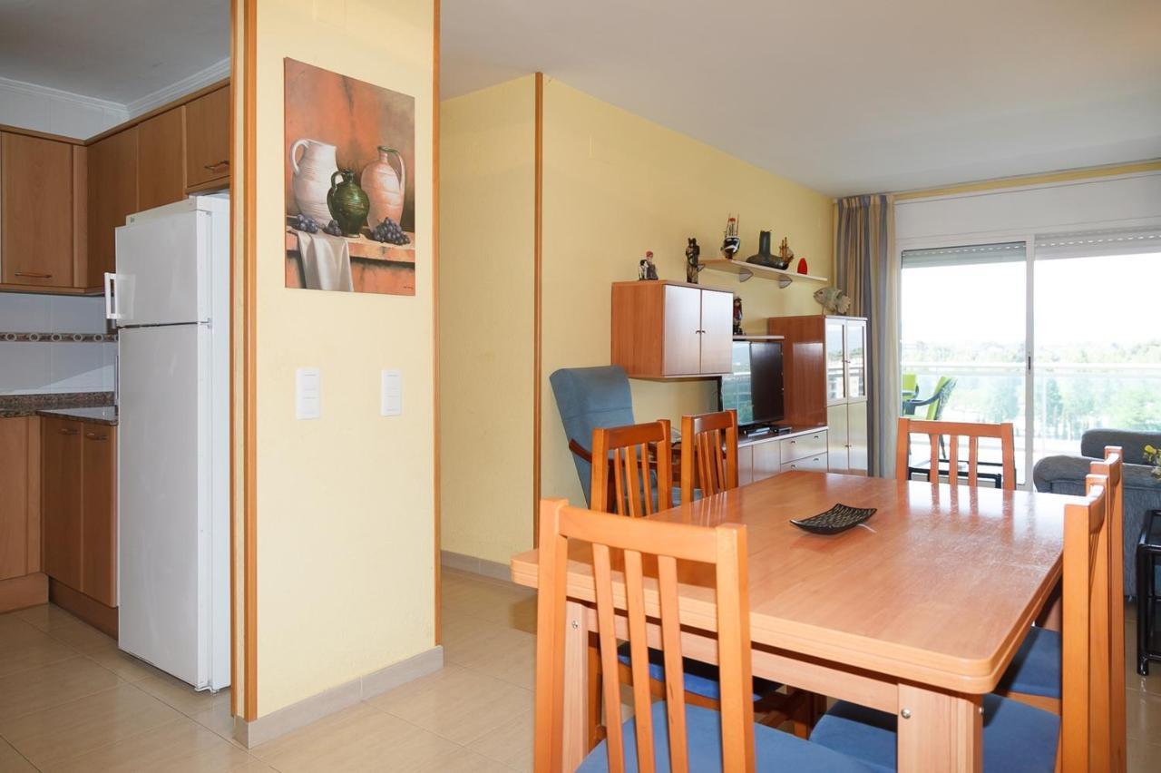 Uhc Village Park Apartments Salou Exterior photo