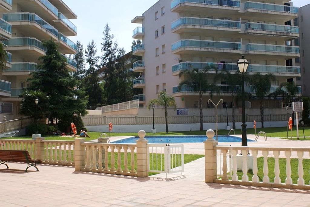 Uhc Village Park Apartments Salou Exterior photo